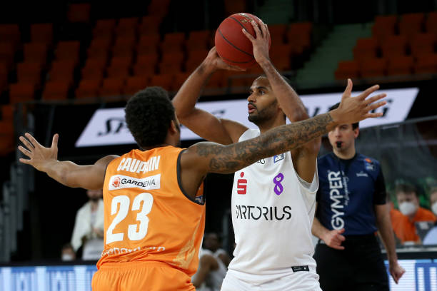 身价并非仅 身价并非仅